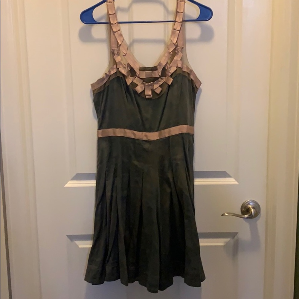 Gray dress with beige/pink ribbon detail